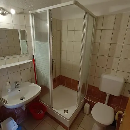 Kettos Csarda Szallashely イン Bocfoelde