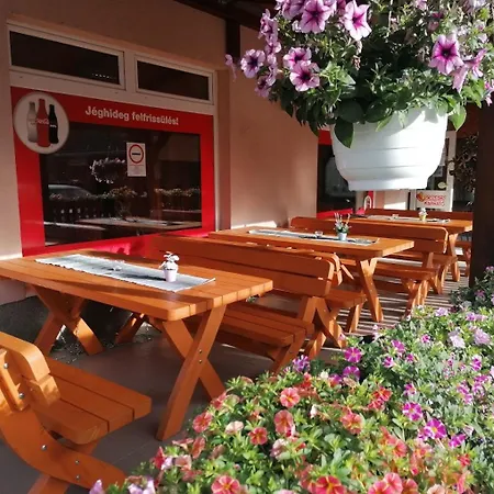 イン Kettos Csarda Szallashely