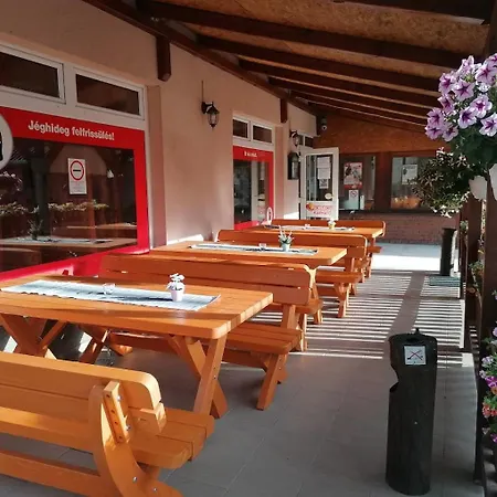 イン Kettos Csarda Szallashely