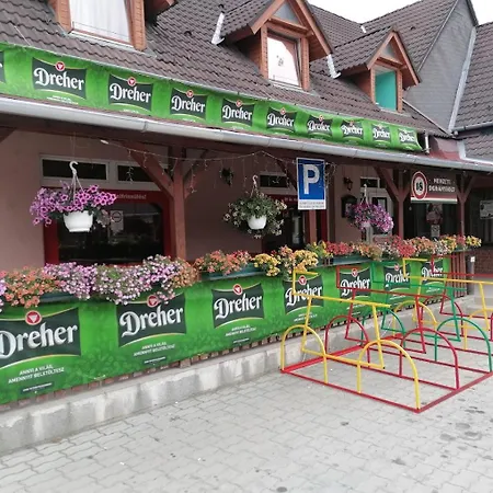 Kettos Csarda Szallashely イン *