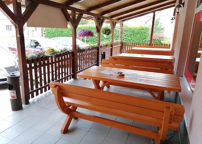 Kettos Csarda Szallashely Inn Bocfoelde